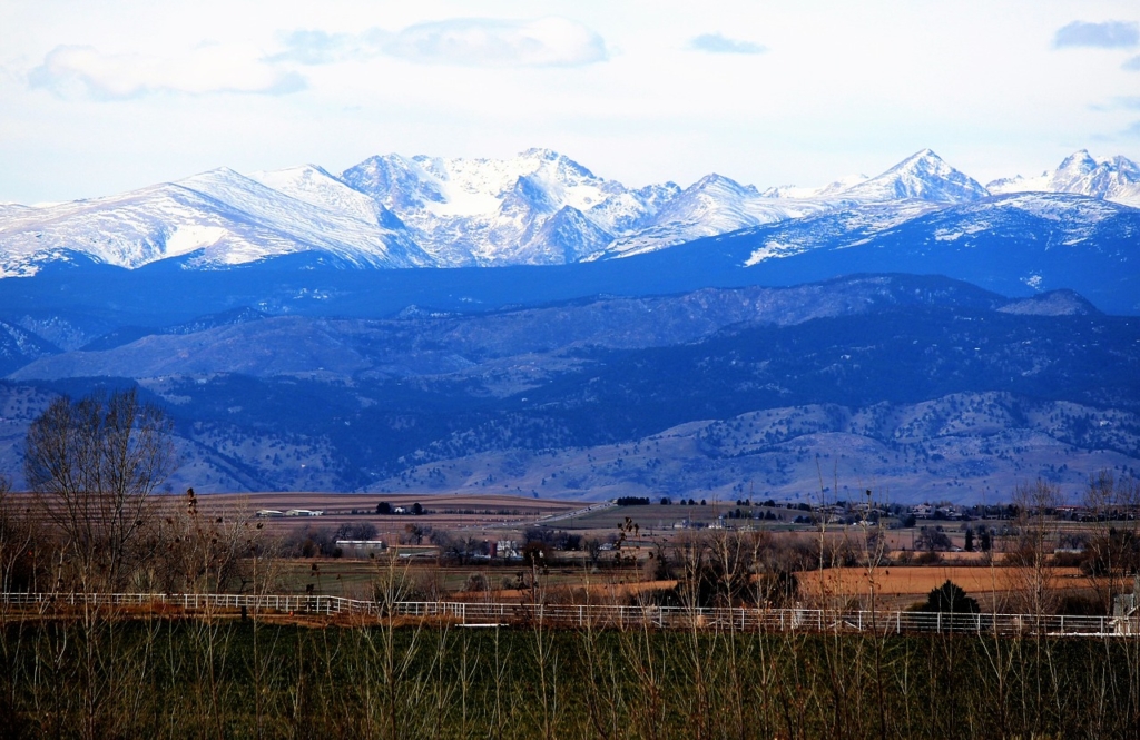 Lakewood Colorado Mountain View